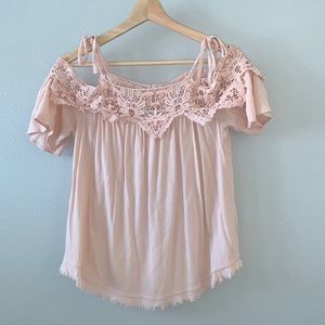 Pink Knox Rose cold shoulder top size S